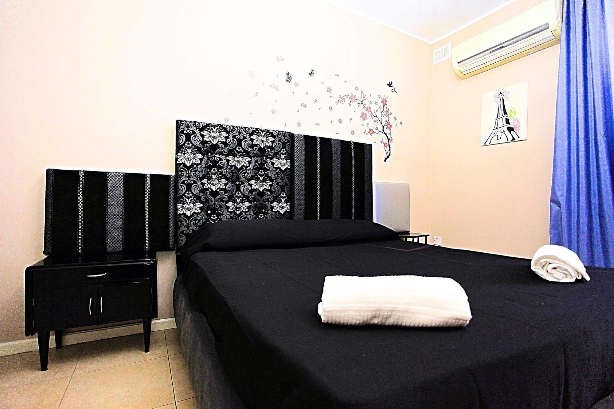 Boutique Apartments Saint Julians Сент Джулианс Экстерьер фото